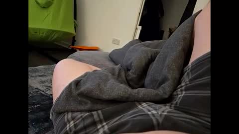 adotsdot1994 online show from April 18, 3:19 am