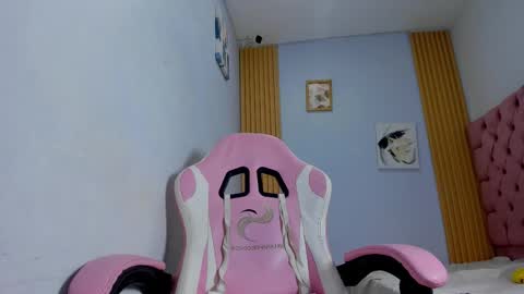Snapshot of adri_sexboy229 chatting on October 16, 2:22 am adri_sexboy229 online show from October 16, 2:22 am