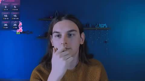 adrian_hart online show from January 11, 9:48 am