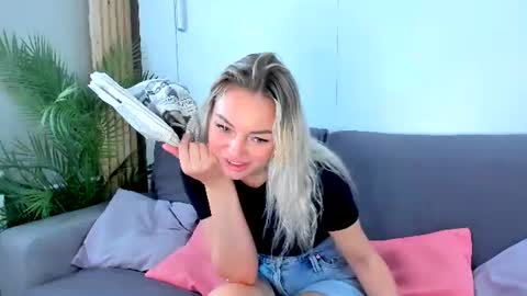 Adriana online show from July 24, 4:37 pm