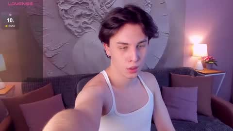 adrianoaubert online show from March 12, 10:16 am