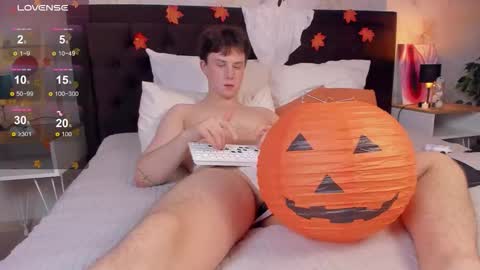 adrianoaubert online show from October 20, 12:21 pm