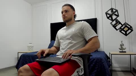 Snapshot of adrien_roche888 chatting on March 10, 11:16 pm Adrein Roche online show from March 10, 11:16 pm