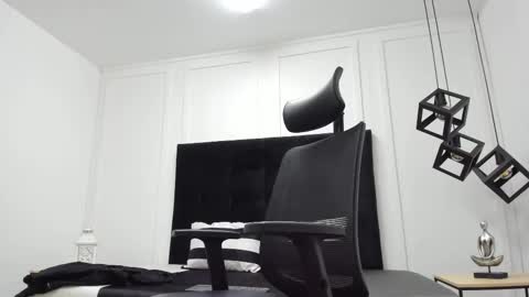 Snapshot of adrien_roche888 chatting on October 4, 1:36 am Adrein Roche online show from October 4, 1:36 am