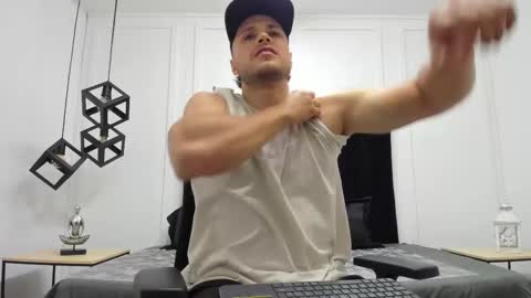 Snapshot of adrien_roche888 chatting on September 23, 11:00 pm Adrein Roche online show from September 23, 11:00 pm