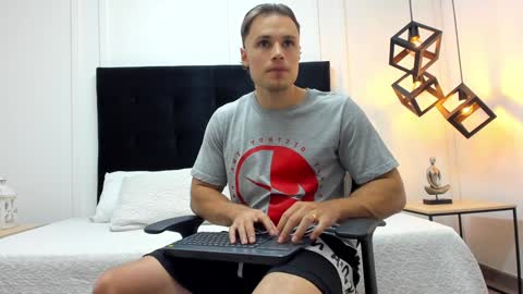 Snapshot of adrien_roche888 chatting on February 6, 11:15 pm Adrein Roche online show from February 6, 11:15 pm