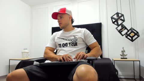 Snapshot of adrien_roche888 chatting on February 23, 11:04 pm Adrein Roche online show from February 23, 11:04 pm