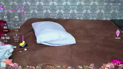 Snapshot of adrihanna chatting on October 8, 5:57 am Adriana online show from October 8, 5:57 am
