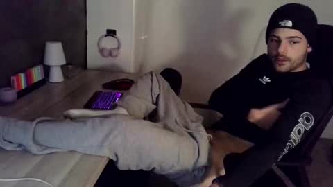 Adriherx online show from January 8, 7:31 pm