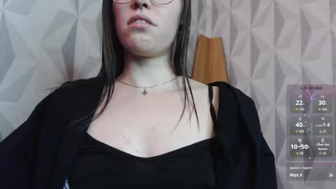 Snapshot of aelita_night chatting on October 3, 7:33 pm aelita_night online show from October 3, 7:33 pm