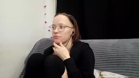 Snapshot of aelita_night chatting on January 8, 5:59 pm aelita_night online show from January 8, 5:59 pm
