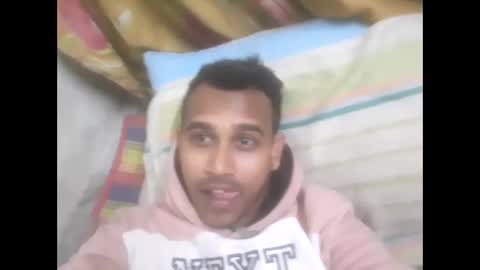 Angel online show from January 2, 9:11 am