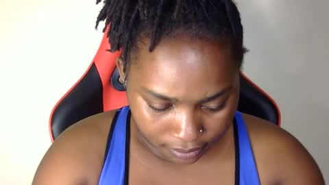Snapshot of african001 chatting on October 5, 1:36 am stella online show from October 5, 1:36 am