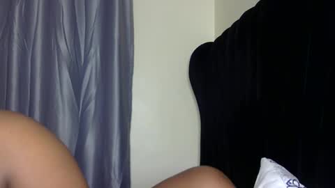 stella online show from March 7, 6:30 pm