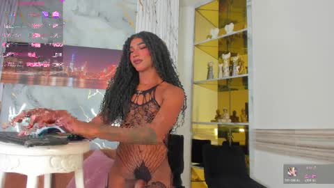 afrikan_diva online show from April 3, 5:03 am