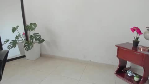 Lorena online show from November 18, 2:42 pm