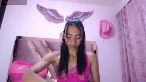 Snapshot of afrodita_barbie chatting on February 8, 12:06 am afrodita_barbie online show from February 8, 12:06 am