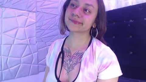 Cris owo online show from October 19, 7:13 am