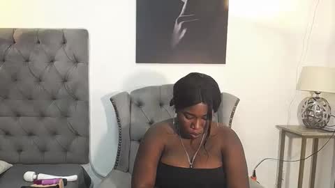 Snapshot of afrodiva69 chatting on October 6, 7:10 pm Afro Diva 69 online show from October 6, 7:10 pm