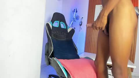 afrowayuu online show from May 13, 6:06 pm