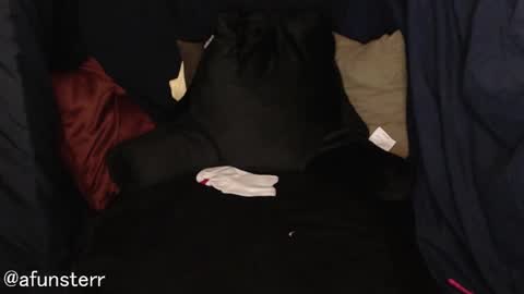 afunsterr online show from January 29, 1:48 am