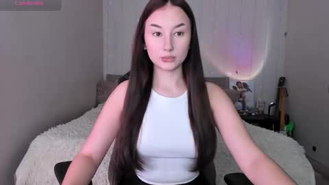 Snapshot of agata_cherry chatting on September 30, 7:52 am Eva online show from September 30, 7:52 am