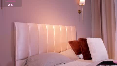 Agata Lauret online show from March 19, 4:07 am