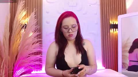 Snapshot of agatha_bms chatting on October 18, 11:36 am agata online show from October 18, 11:36 am