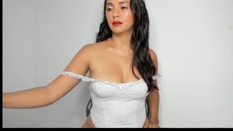 Agatha fox online show from July 8, 8:40 am