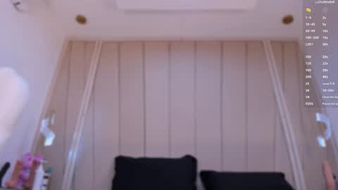 Agatha Steel online show from November 15, 9:27 pm