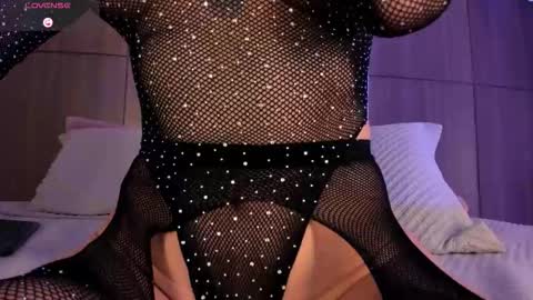    online show from November 30, 1:23 am