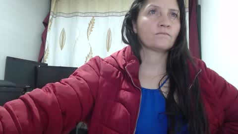 Snapshot of agel_sw1 chatting on October 13, 10:56 pm Angel online show from October 13, 10:56 pm