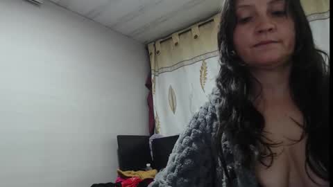 Snapshot of agel_sw1 chatting on October 2, 12:53 am Angel online show from October 2, 12:53 am