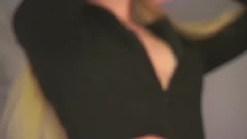 May online show from November 7, 5:59 pm