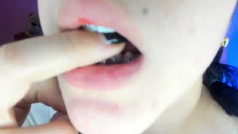 Snapshot of agnes_21 chatting on September 26, 1:52 pm ines online show from September 26, 1:52 pm