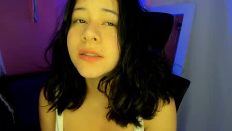 Snapshot of agnes_21 chatting on October 3, 4:26 pm ines online show from October 3, 4:26 pm