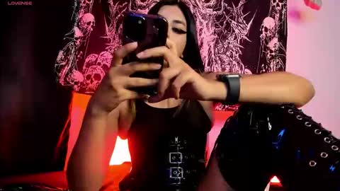 agnes_jones online show from November 18, 5:10 am