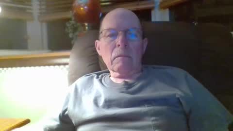 Snapshot of aguynrkfrd chatting on October 15, 8:59 am aguynrkfrd online show from October 15, 8:59 am