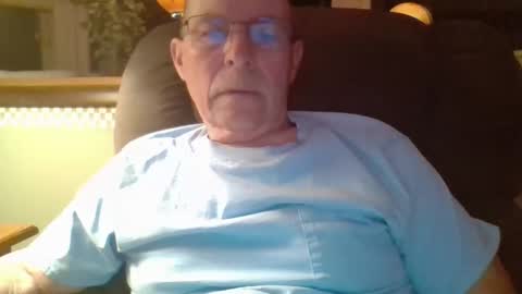 Snapshot of aguynrkfrd chatting on September 30, 10:04 am aguynrkfrd online show from September 30, 10:04 am