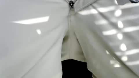 Snapshot of ahdjrucnsjwncnd chatting on February 6, 10:10 pm Nick online show from February 6, 10:10 pm