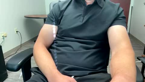 Snapshot of ahdjrucnsjwncnd chatting on October 27, 8:20 pm Nick online show from October 27, 8:20 pm