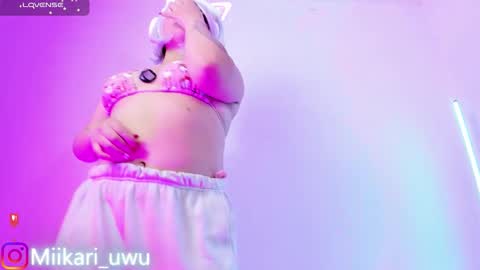 Ahri help me get to 100  online show from March 10, 5:12 am