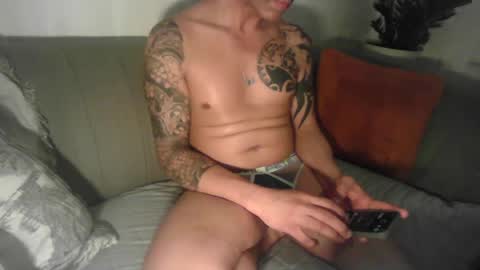 ahrnyboy78 online show from July 28, 12:08 am