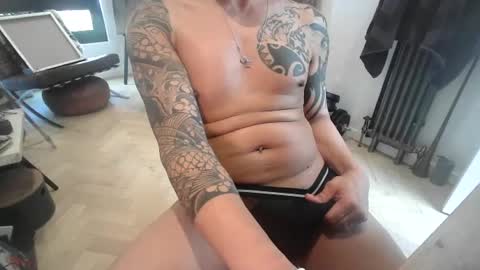 ahrnyboy78 online show from July 7, 4:00 pm