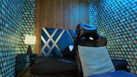 aiden_royce online show from October 20, 2:38 am