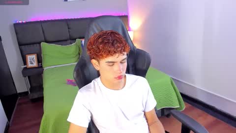 Aiden  online show from December 18, 1:06 pm