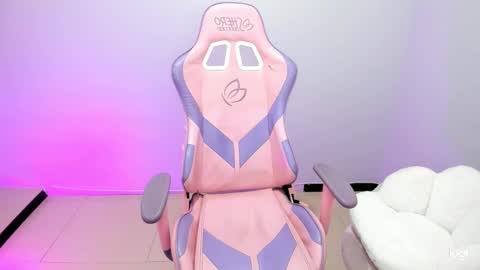 Ailee Hyuga online show from February 11, 4:13 pm