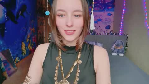 Diva Aira of the Ethereal Fairies online show from October 1, 5:06 am