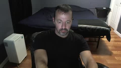 Snapshot of airbornelunsford39 chatting on January 17, 11:18 pm Daddy online show from January 17, 11:18 pm