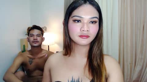 airy_and_dave online show from December 3, 12:09 am